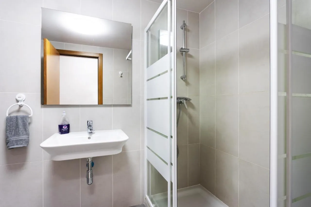 Eden Rentals Maday Home غراناديا دي أبونا شقة